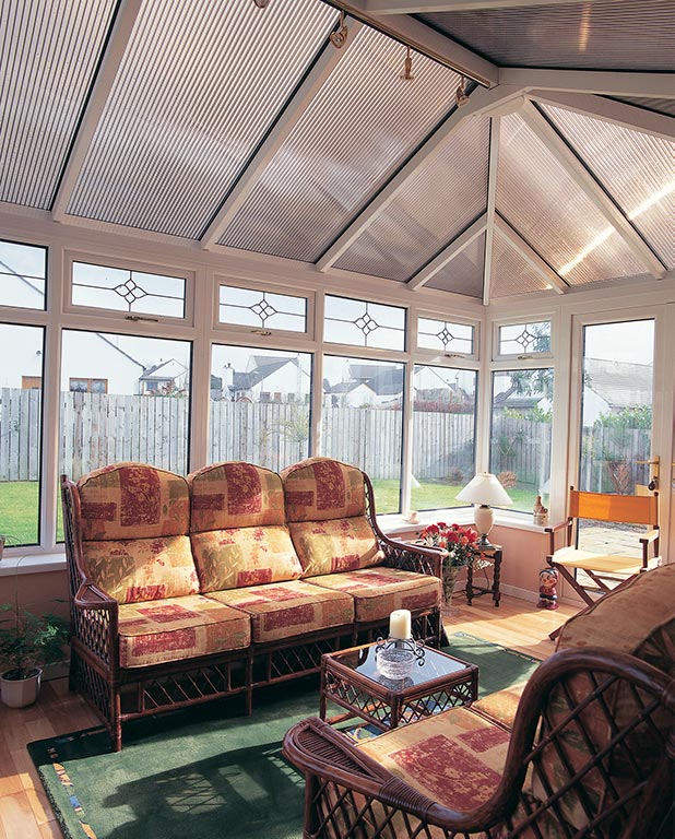 Eső elleni védelem polikarbonátból